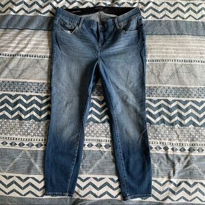NWOT 18s short Bombshell Skinny denim jeans from Torrid